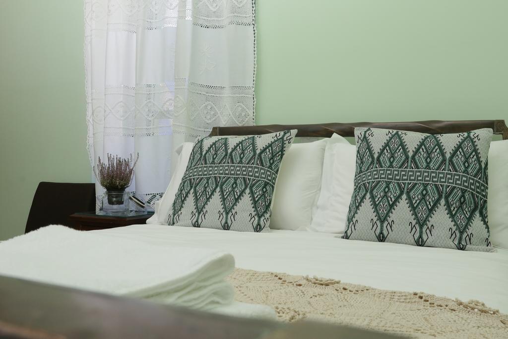 To Konatzi Tis Marikas Tzai Tou Yianni Guest House เกโต ดรายส์ ภายนอก รูปภาพ