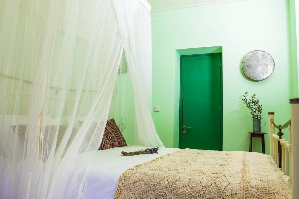 To Konatzi Tis Marikas Tzai Tou Yianni Guest House เกโต ดรายส์ ภายนอก รูปภาพ